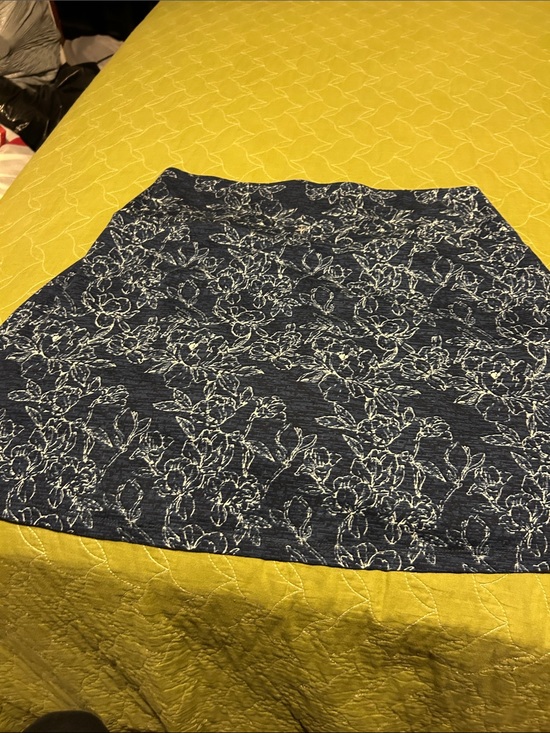 Soybu Dresses & Skirts - Soybu Navy Mini Skirt with White Floral Outline